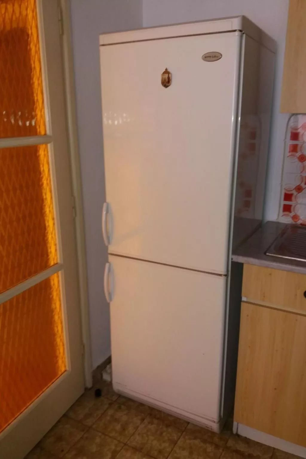 Mit Blick auf das Wasser-Inside