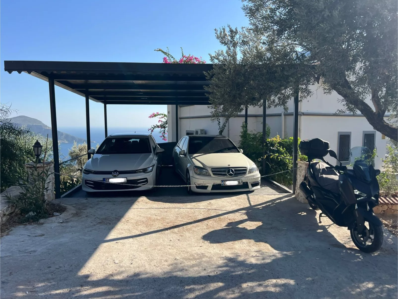 Villa mit Meerblick und privatem Pool-Outside