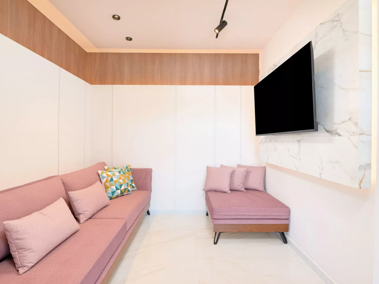 Celestial Villa Privater Pool und Jacuzzi-Image-tags.info