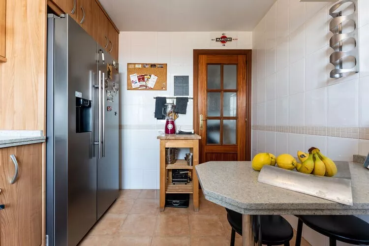 CT 251 - Faro's Lagunas Penthouse - Mijas Costa-Kitchen