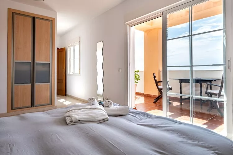 CT 251 - Faro's Lagunas Penthouse - Mijas Costa-Bedroom