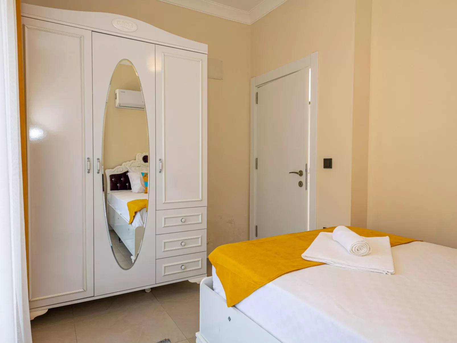 Große für Villa bis zu 9 Personen-Image-tags.info