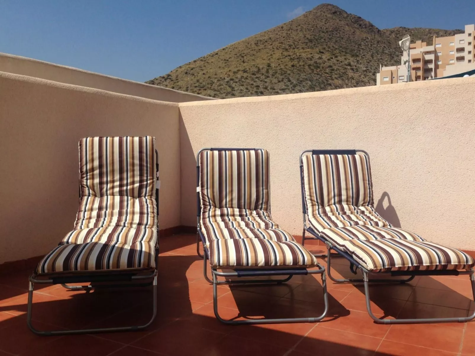 Wohnung mit Dachterrasse-Outside