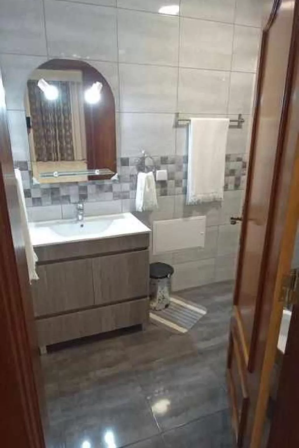 Mit eigenem Pool-Inside