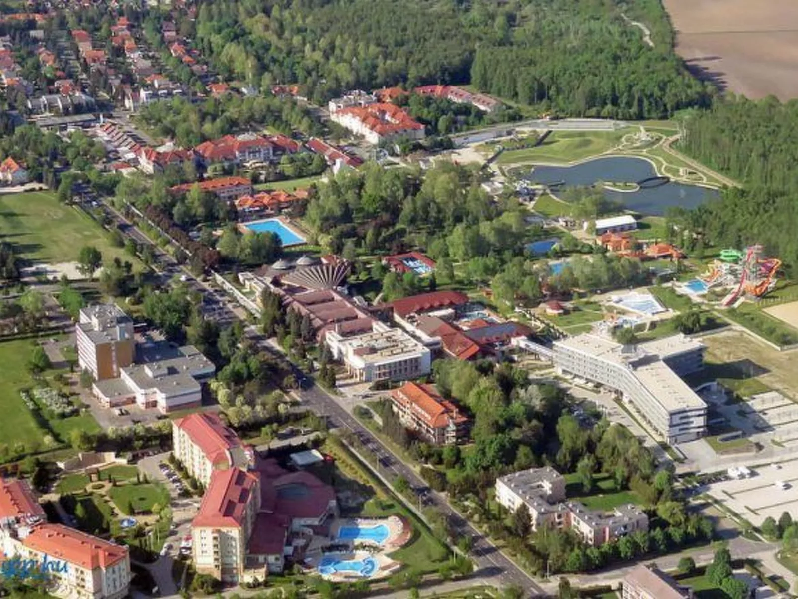 Bequem eingerichtete Wohnung mit großem Garten-Dehors