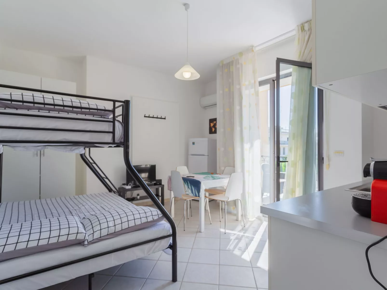 5 Bnb delle Nazioni mit Parkplatz, 9min Flughafen Meer-Drinnen