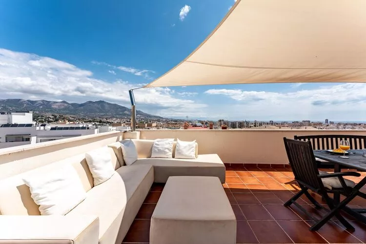 CT 251 - Faro's Lagunas Penthouse - Mijas Costa-Terrace balcony