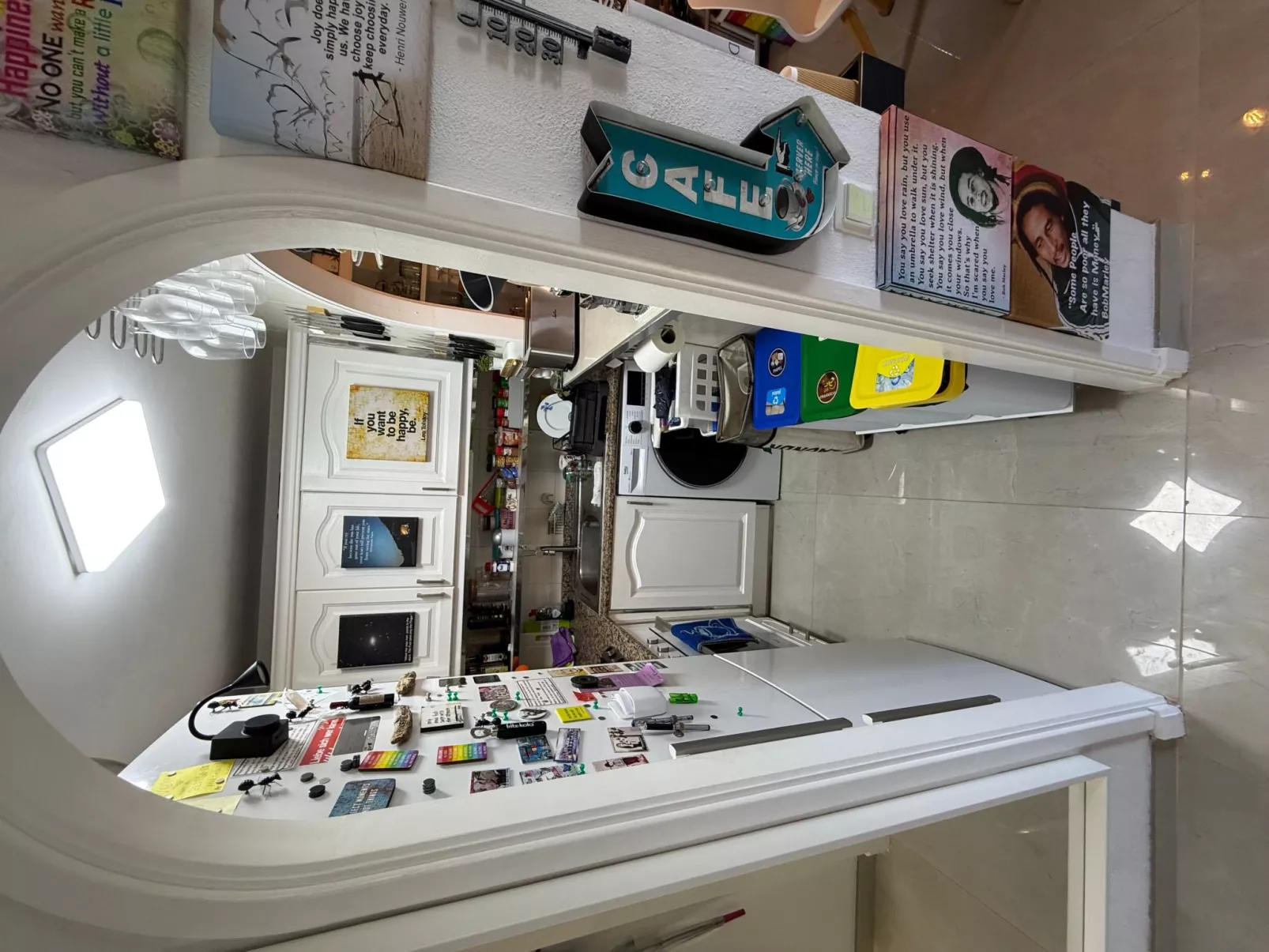 Mit Pool, umgeben von Natur-Inside