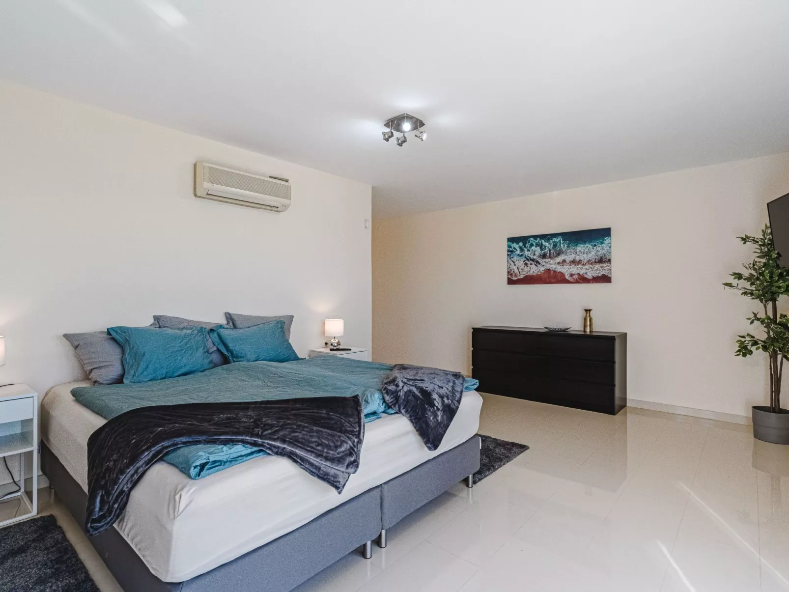 Luxusvilla mit fantastischem Meerblick-Drinnen