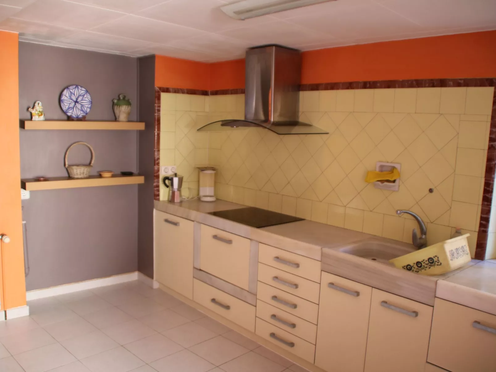 Dorf in der Nähe von Valls und Tarragona-Dedans