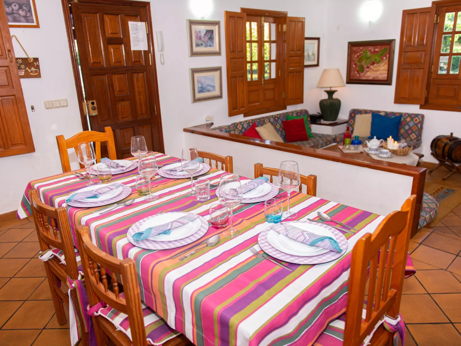 Typisch kanarische Finca Elena mit eigenem Pool-Drinnen