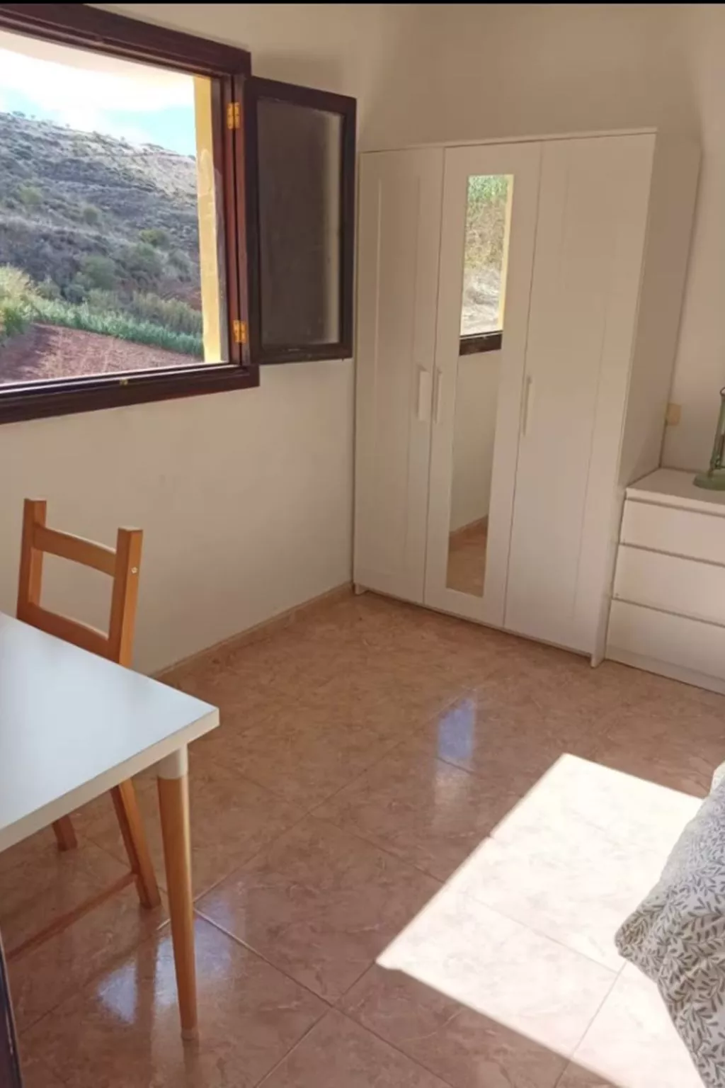 Landhaus "La Cabaña" mit Privatparkplatz-Inside