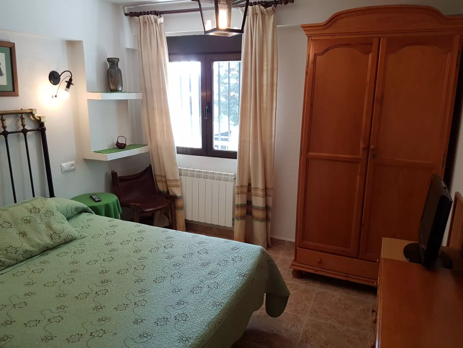 Mitten in der Natur-Drinnen