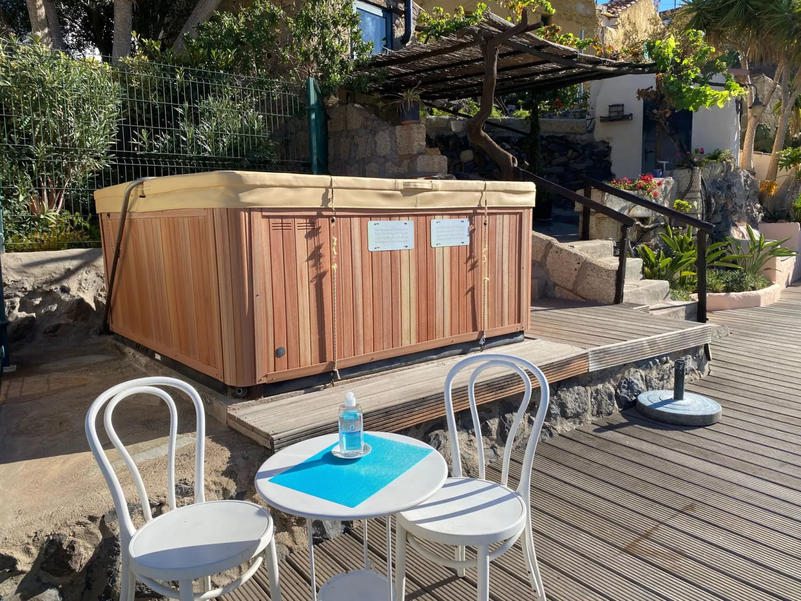 La Casita mit gemeinschaftlichem Wellnessbereich-Outside