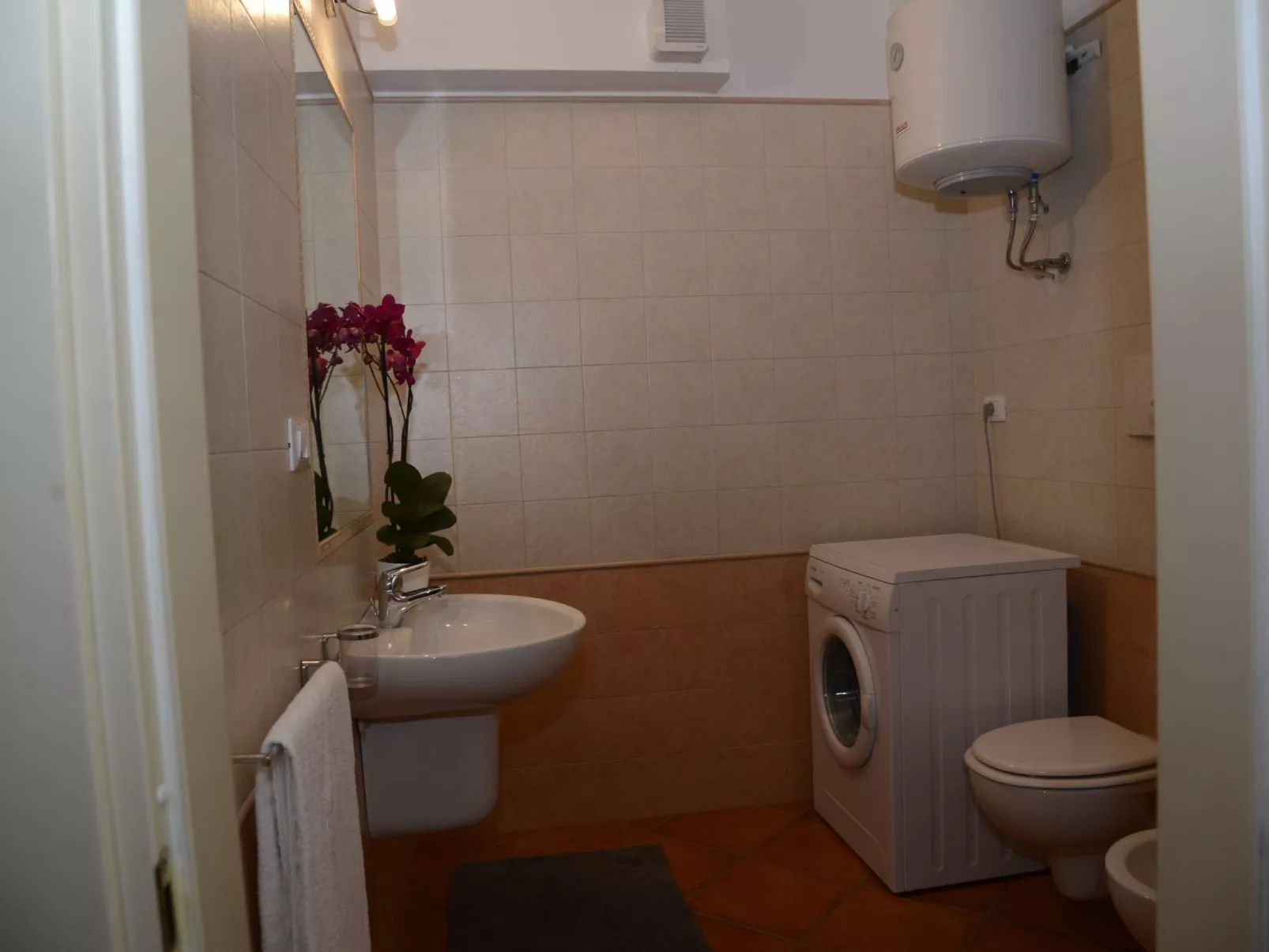 Wohnung 'Artemide' mit Infinity-Pool-Drinnen