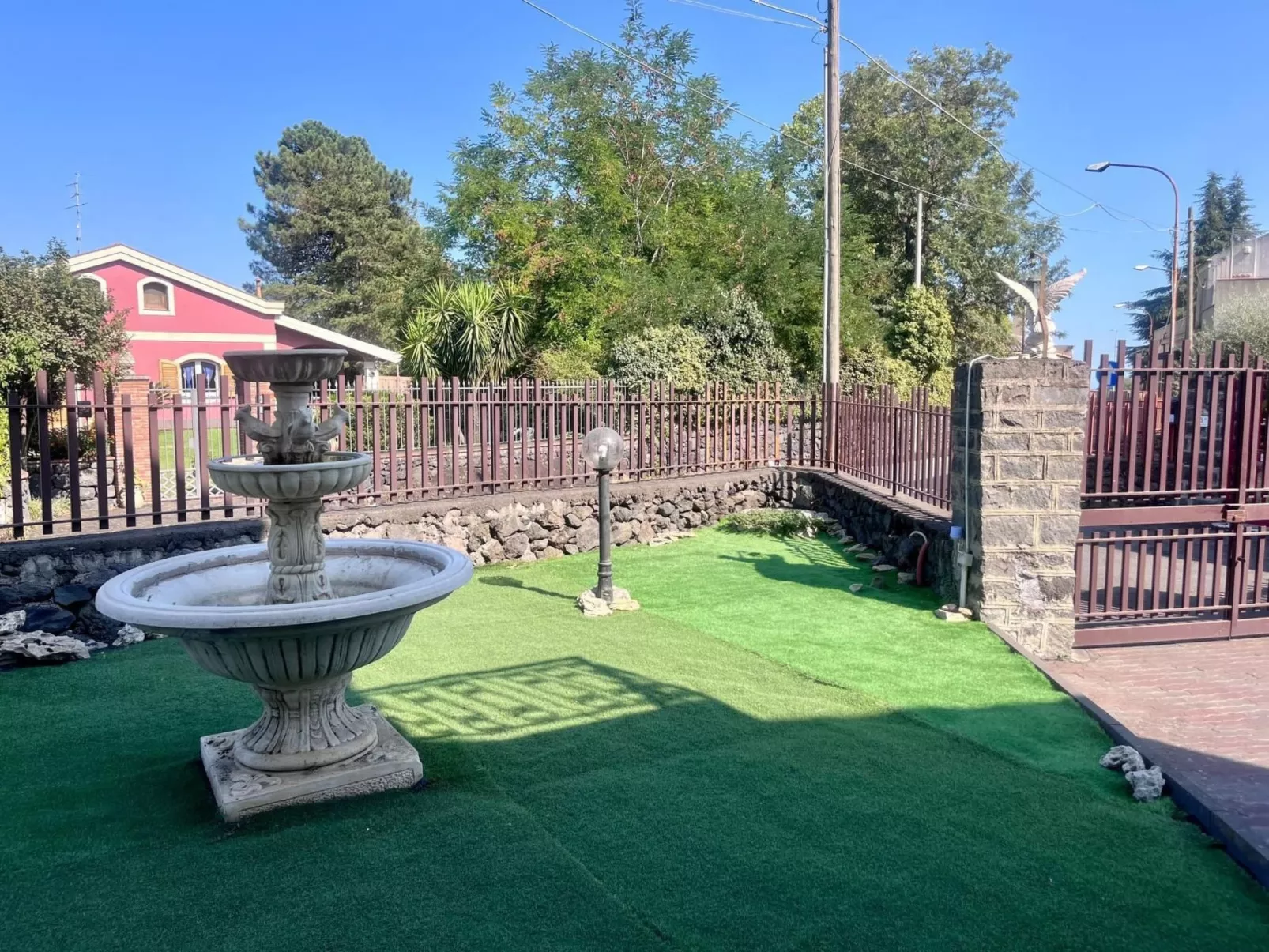 Zafferana's Pool Rückzugsort-Outside