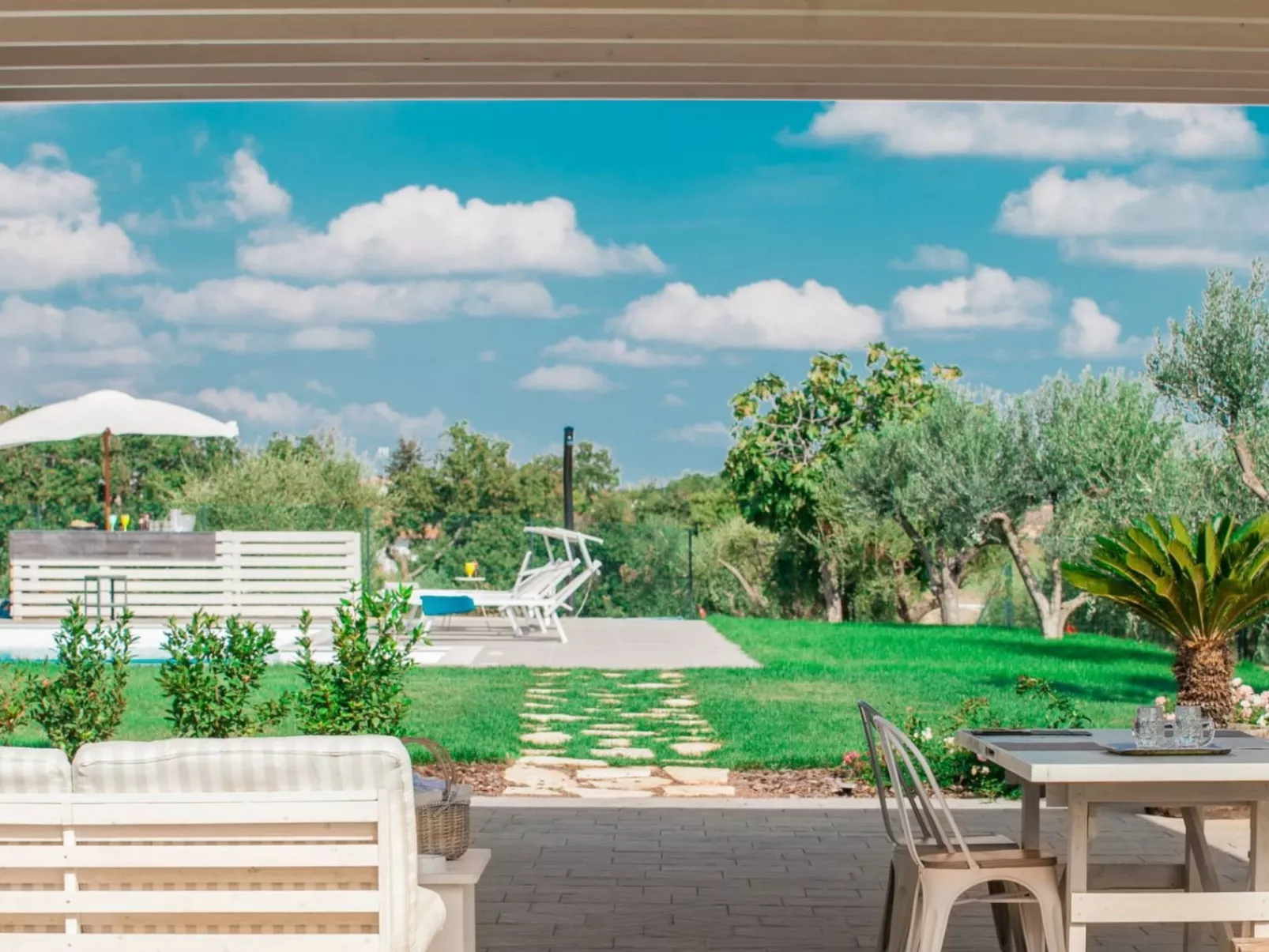 Villa mit privatem Pool in der Nähe der adriatischen Strände-Dehors