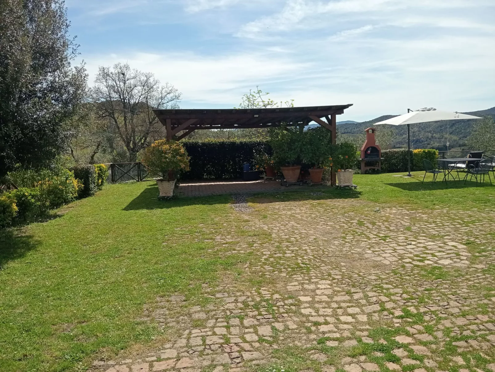 Marias Bauernhof-Draußen