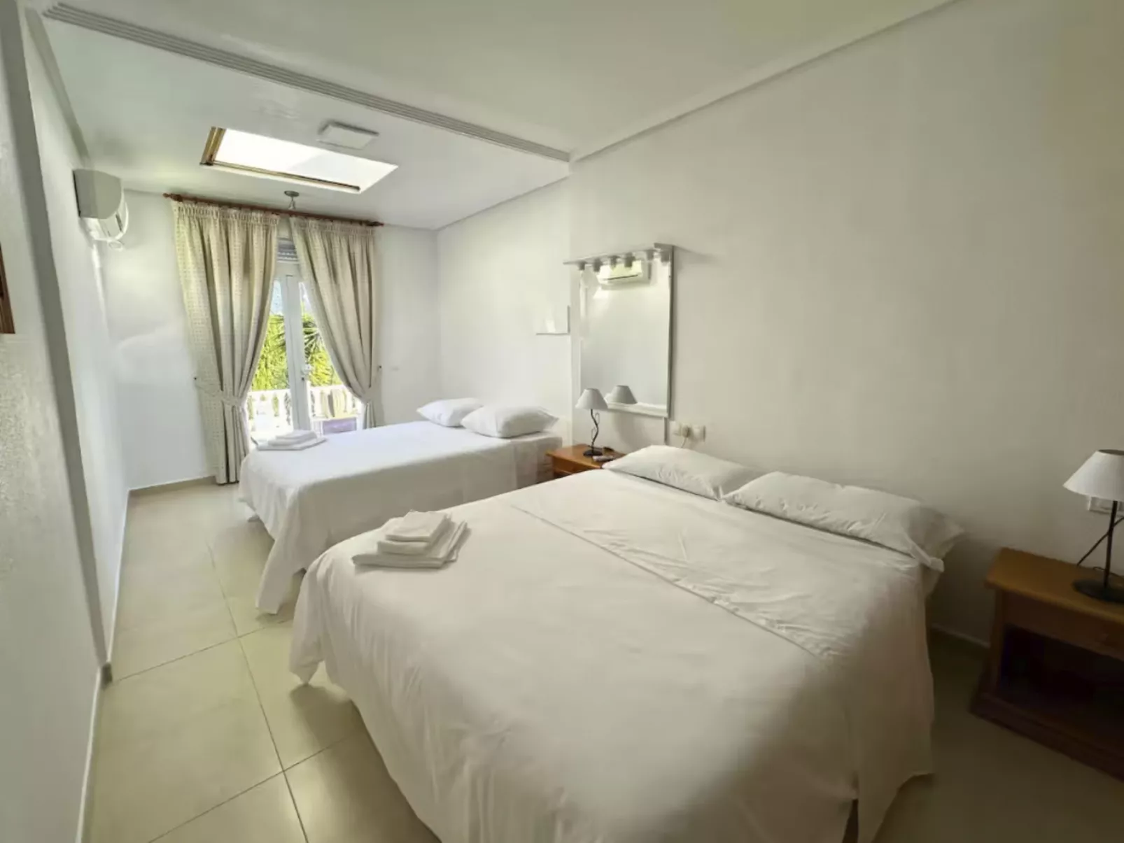 Villa Esmeralda-Dedans