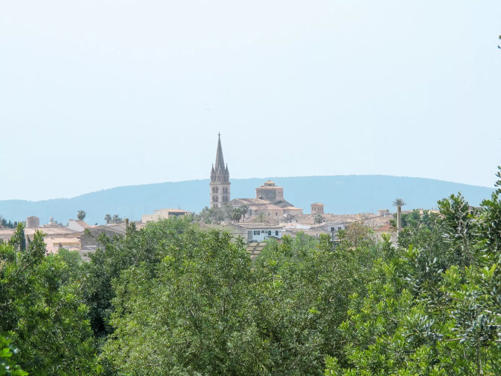 Finca mit Tennisplatz und Schwimmbad-Area