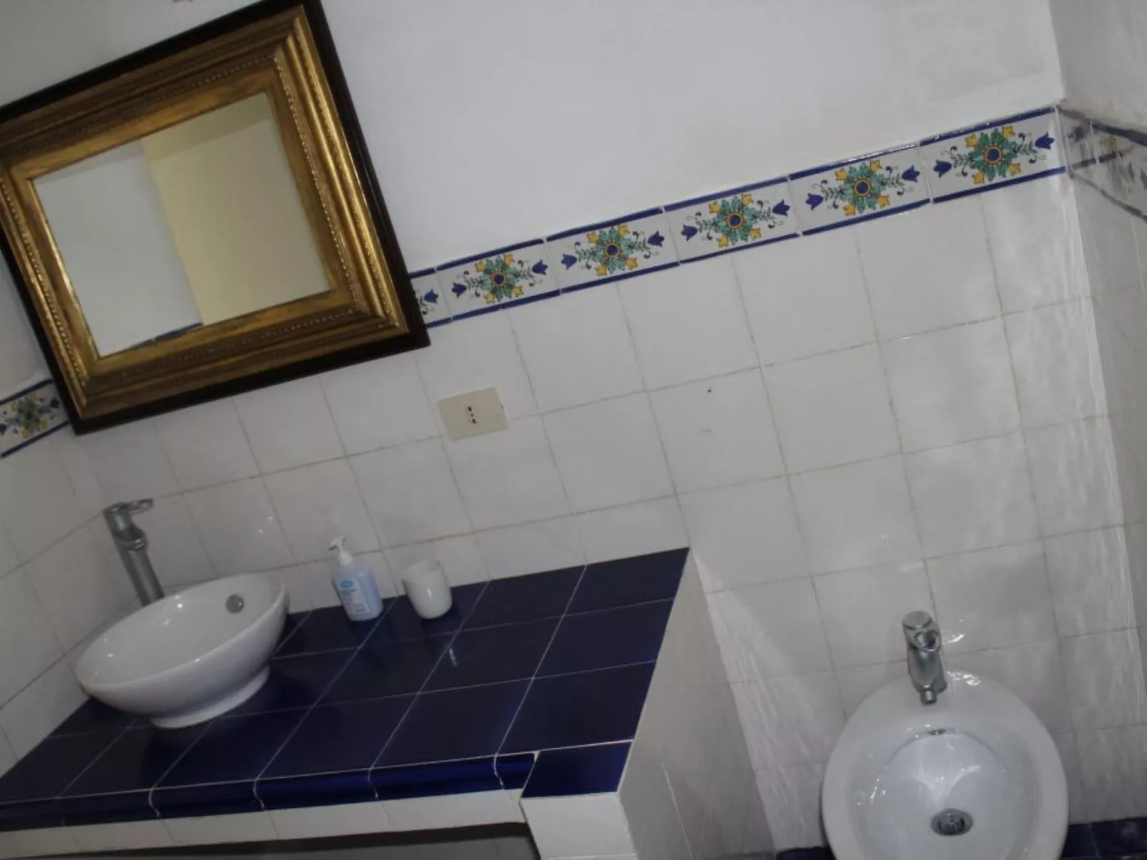 Ausgezeichnete Villa mit Schwimmbad, Panoramaterrassen-Image-tags.info