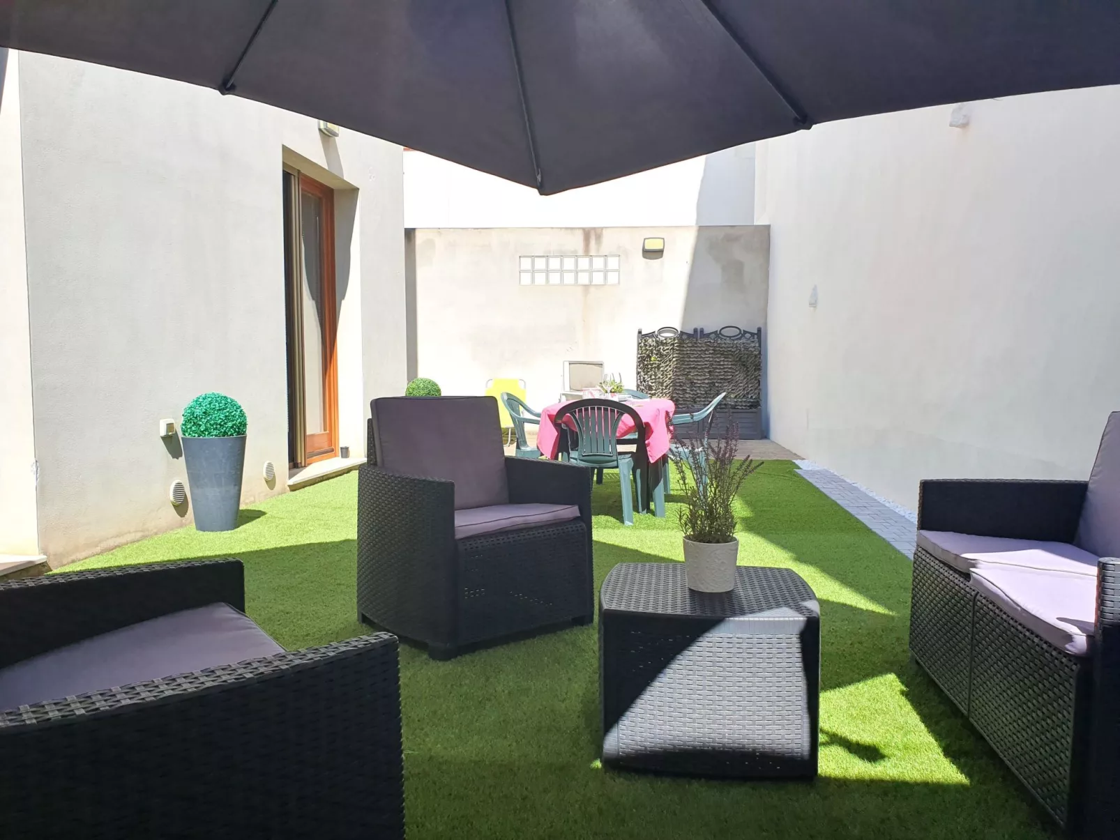 Elegantes Haus in der Nähe des Zentrums-Drinnen