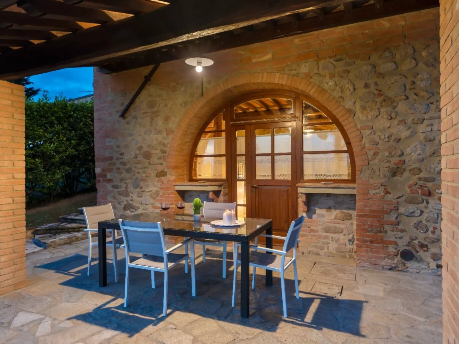 Villa Frantusina-Draußen