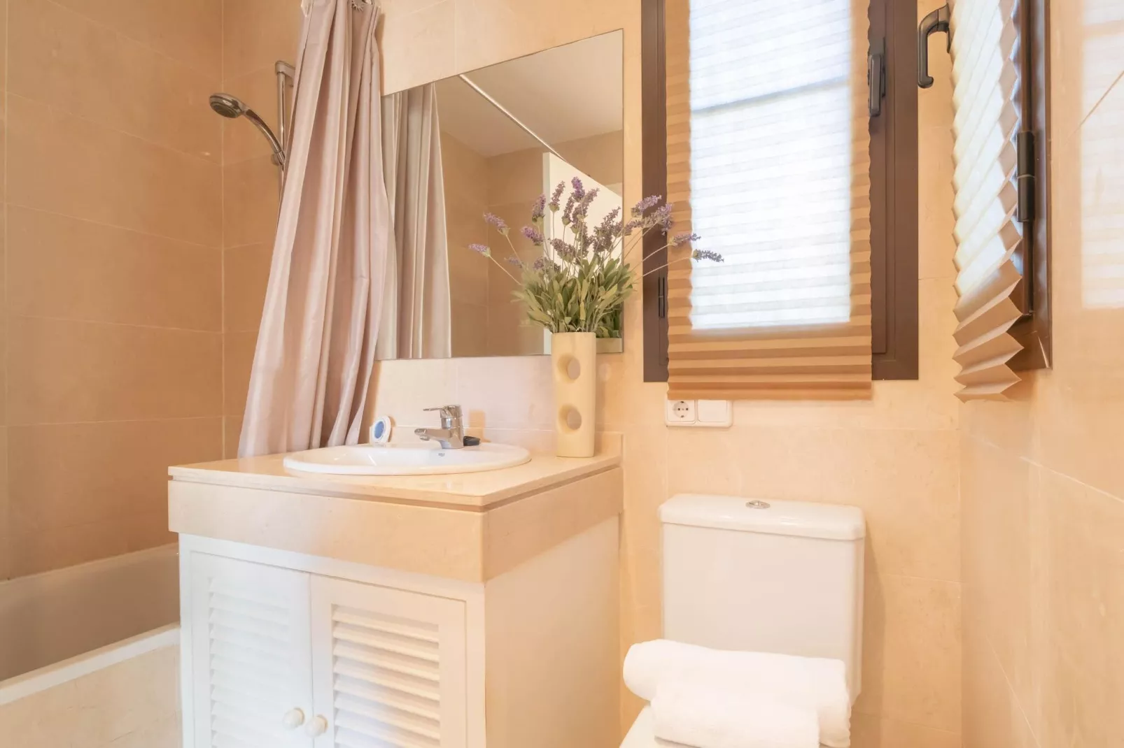 CT 244 - Faro' s Finca de Los Arqueros - Golf & Dolce Vita-Badezimmer