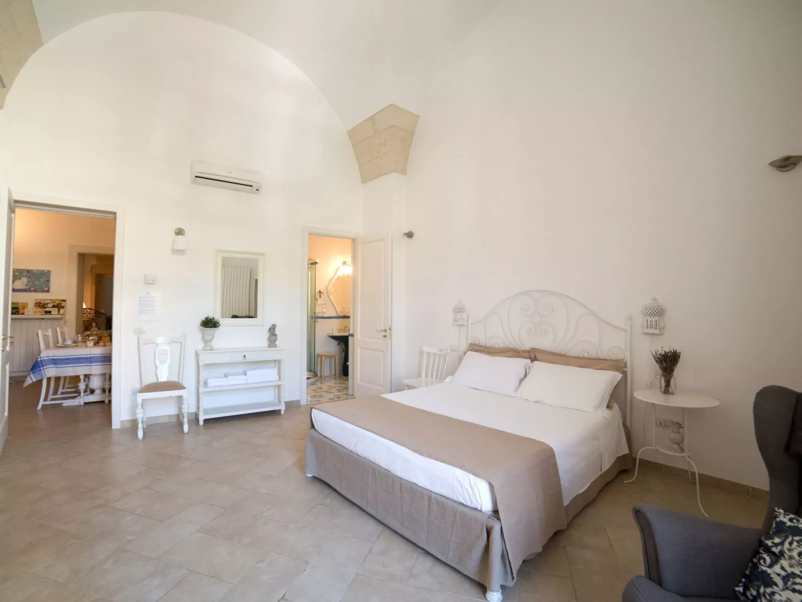 Wohnung 'Nuvole Barocche' mit Balkon-Drinnen