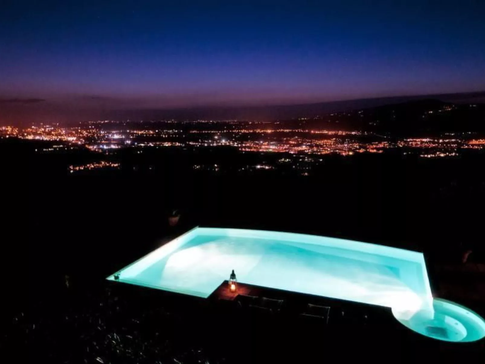 Willkommen in unserem kleinen Paradies-Draußen