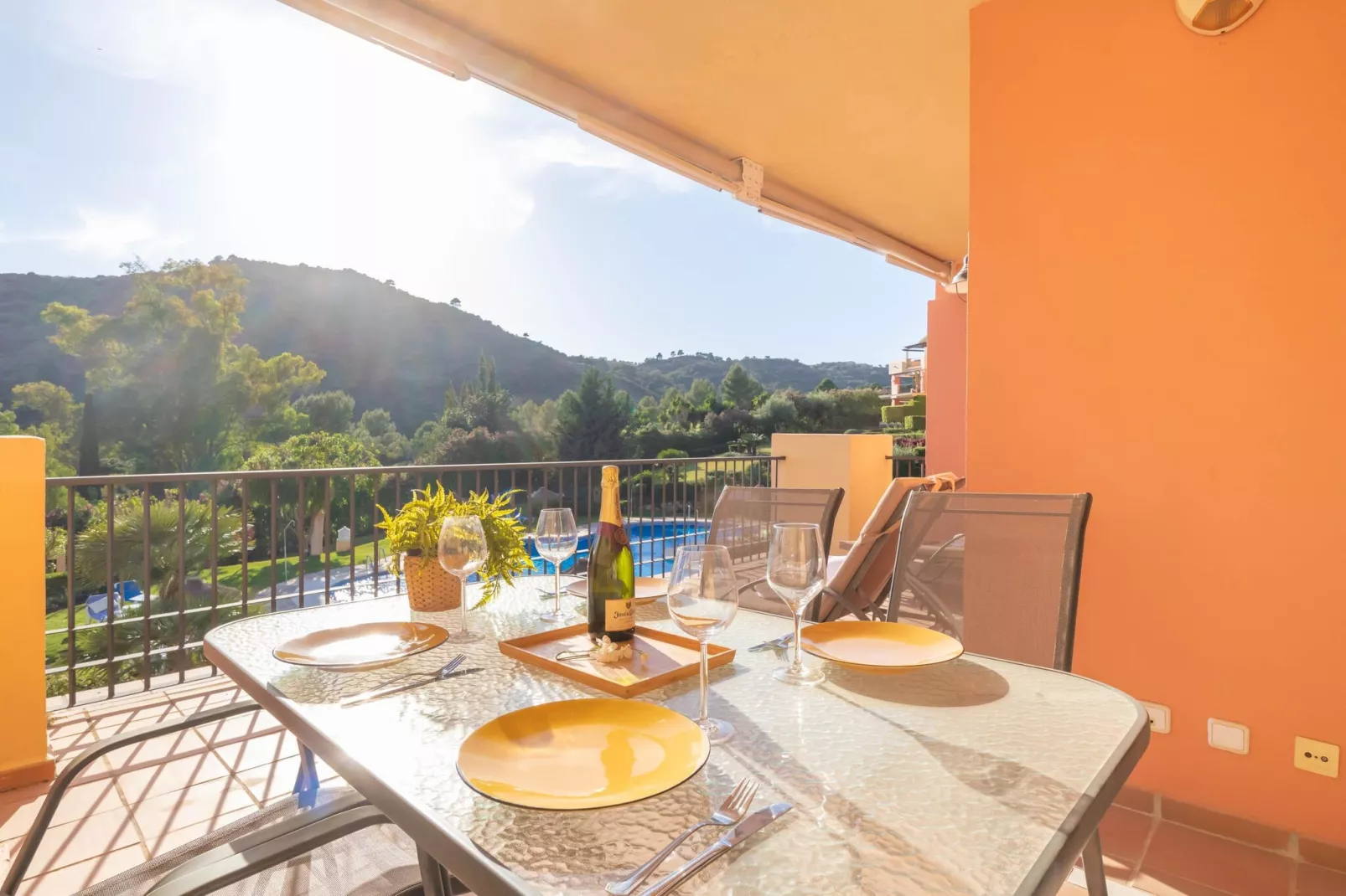CT 244 - Faro' s Finca de Los Arqueros - Golf & Dolce Vita-Terrassenbalkon