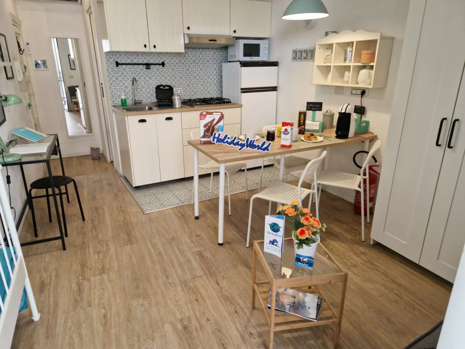 Come a Casa von Holiday World-Inside