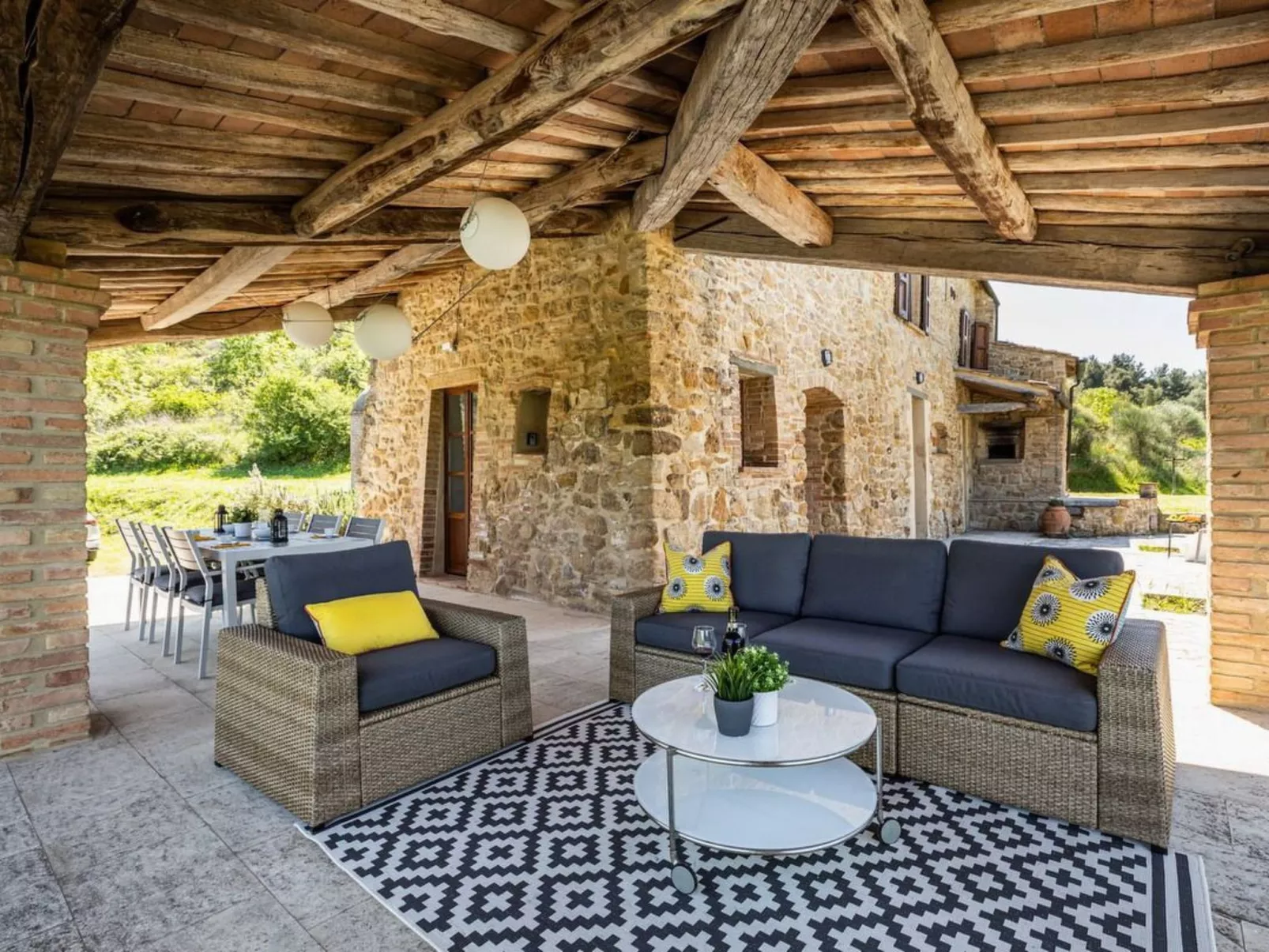 Villa Cantuccio-Drinnen