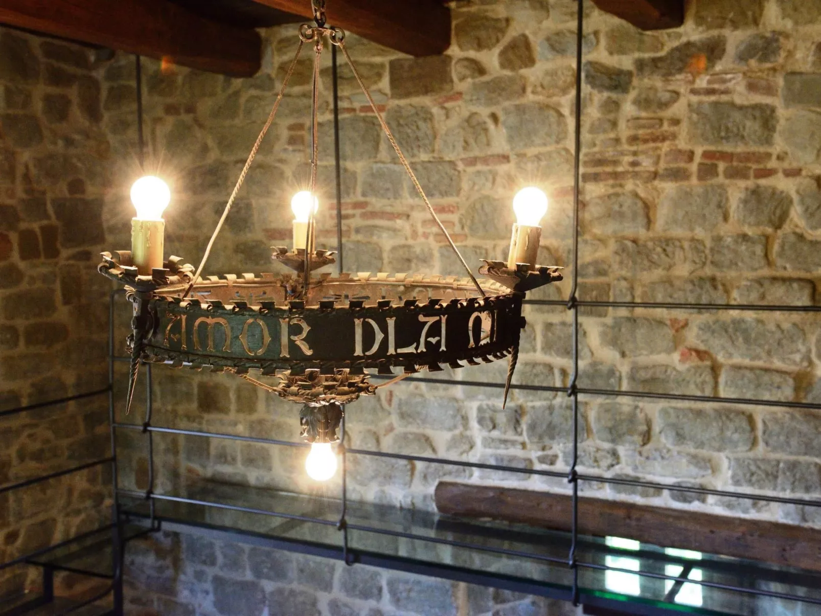 Medieval Tower mit Whirlpool auf der Dachterrasse-Image-tags.info