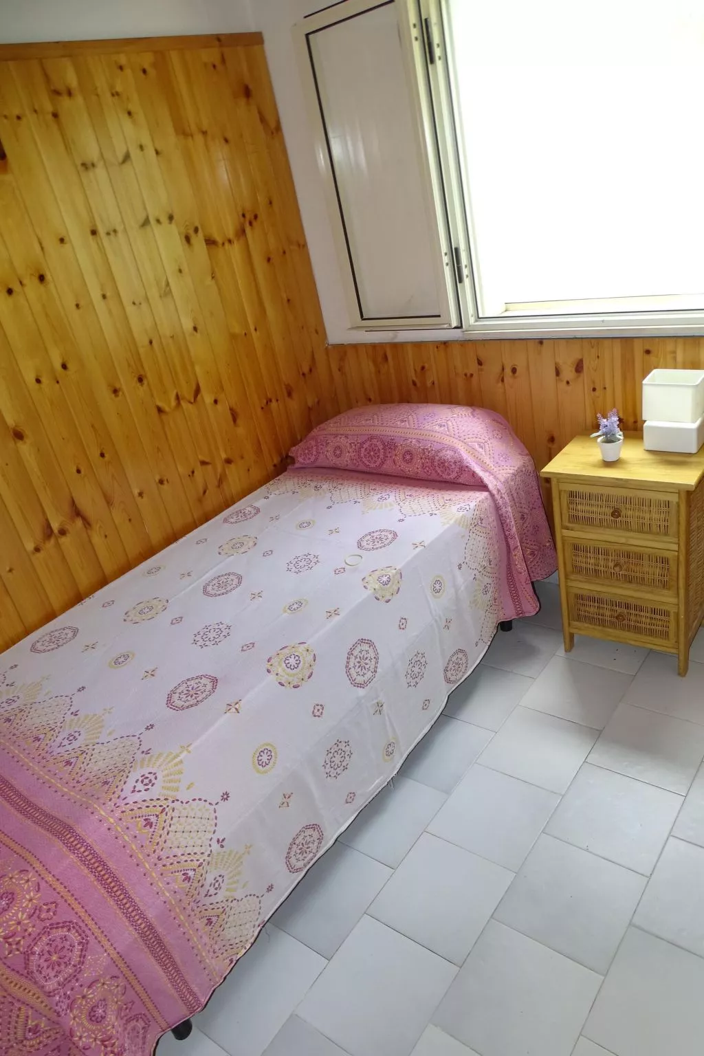 Kleines ruhiges Ferienhaus direkt am Meer-Inside