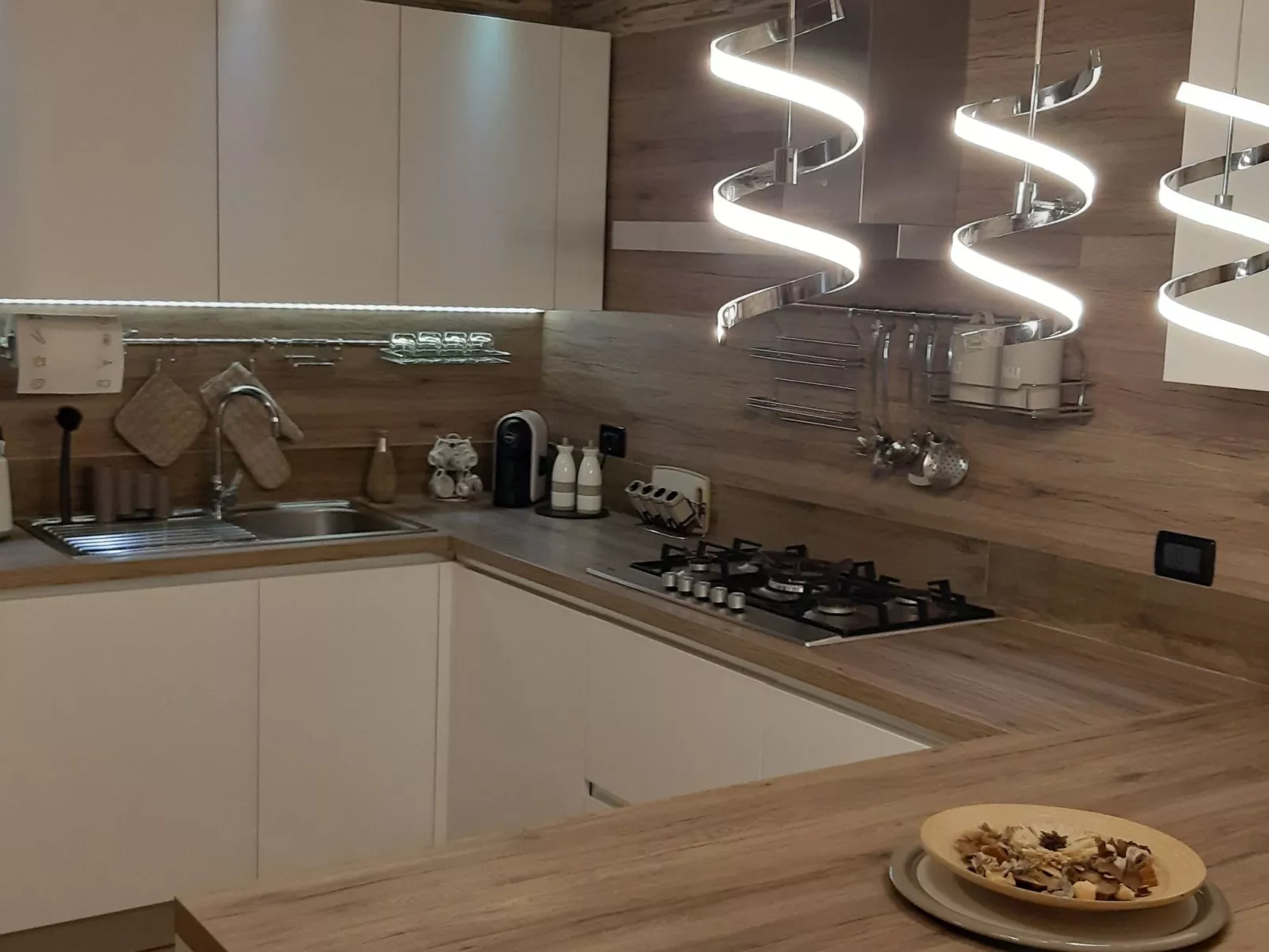 Stilvoller und gemütlicher Mini mit Garage