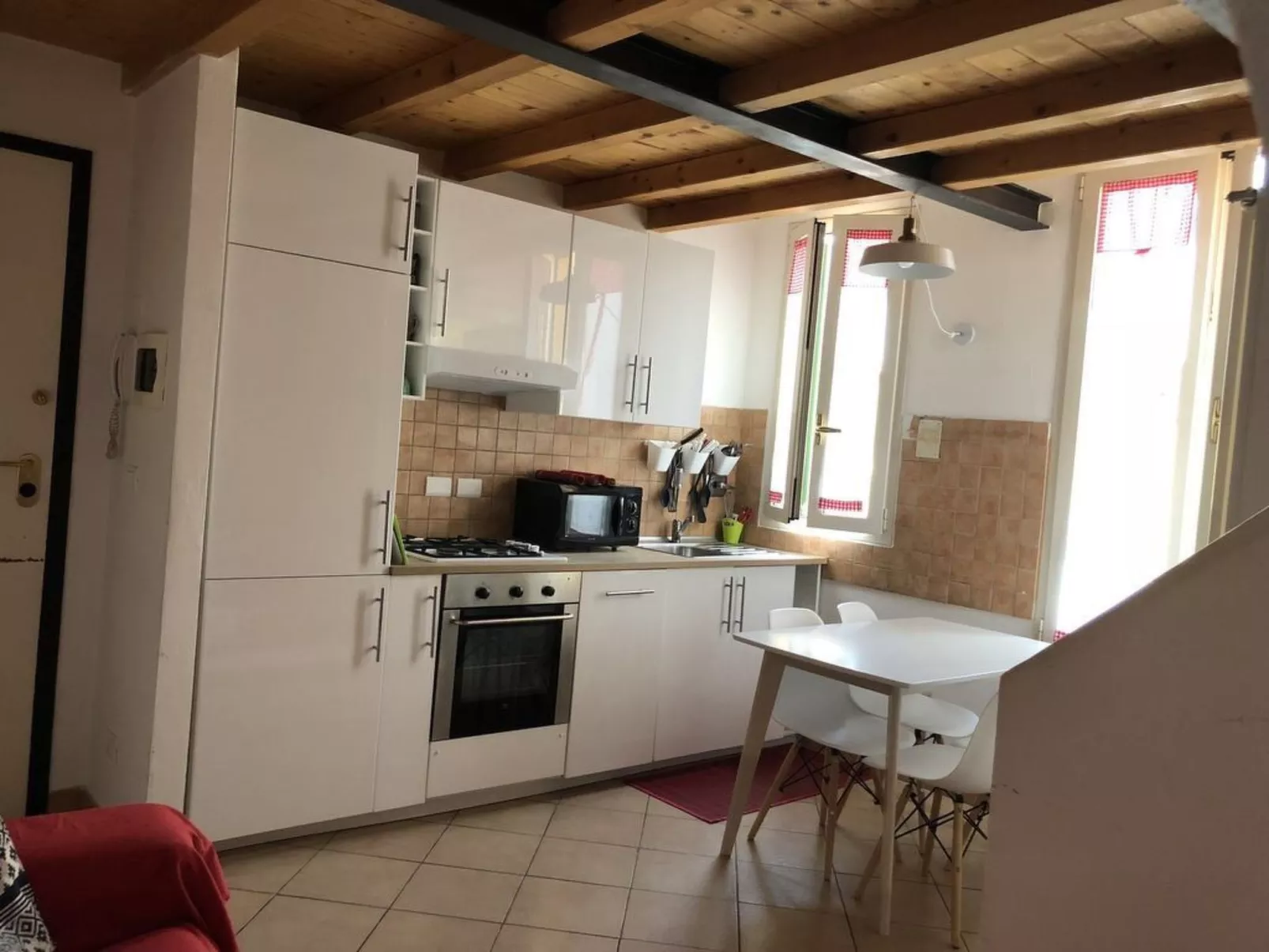 Wohnung 'Ihr Zuhause' mit Terrasse-Drinnen