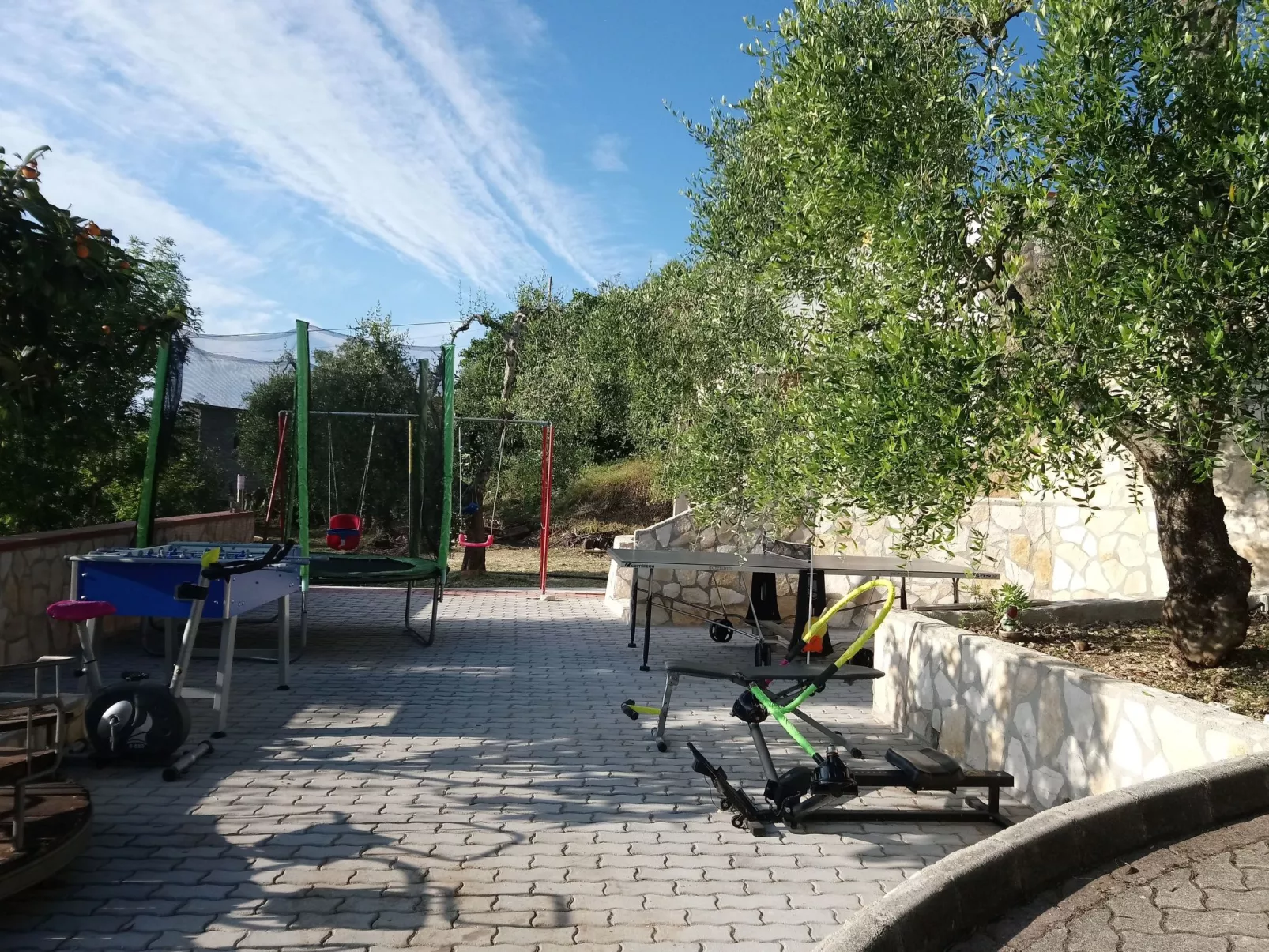 Zwei-Zimmer-Penthouse-Wohnung mit Terrasse mit Meerblick-Image-tags.info