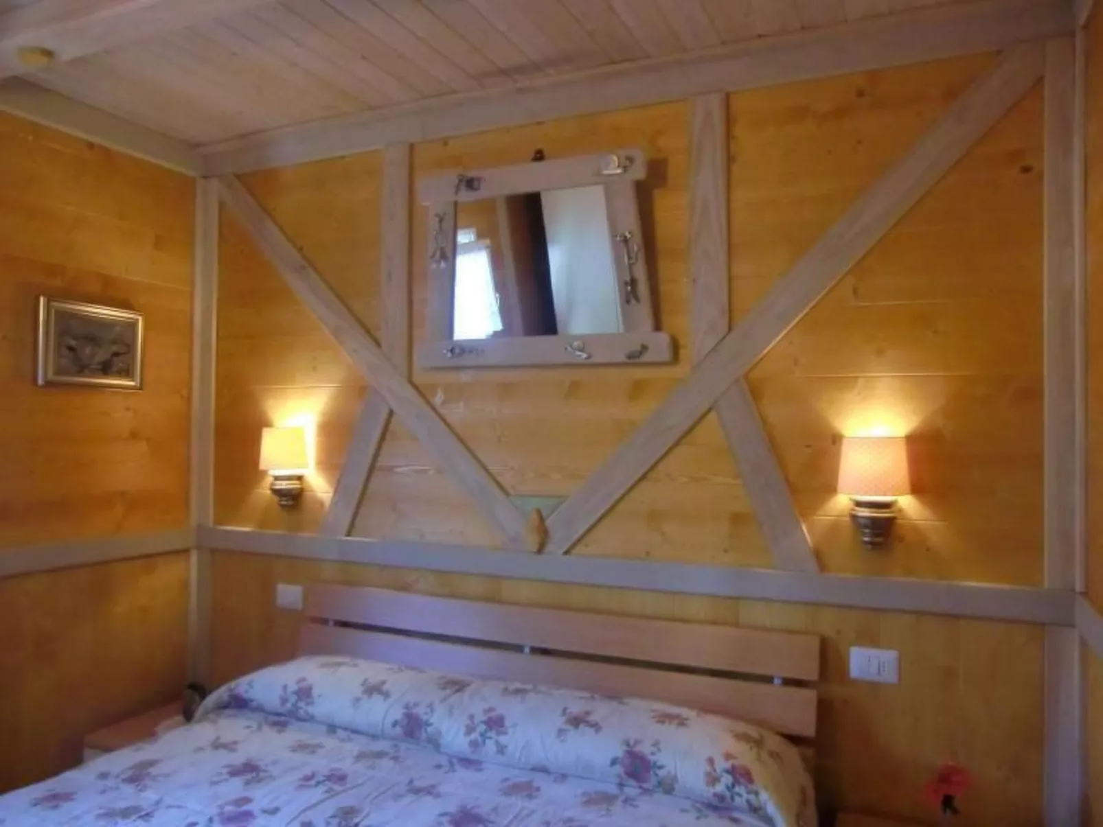 Freistehendes Haus mit eingezäuntem Privatgarten-Inside