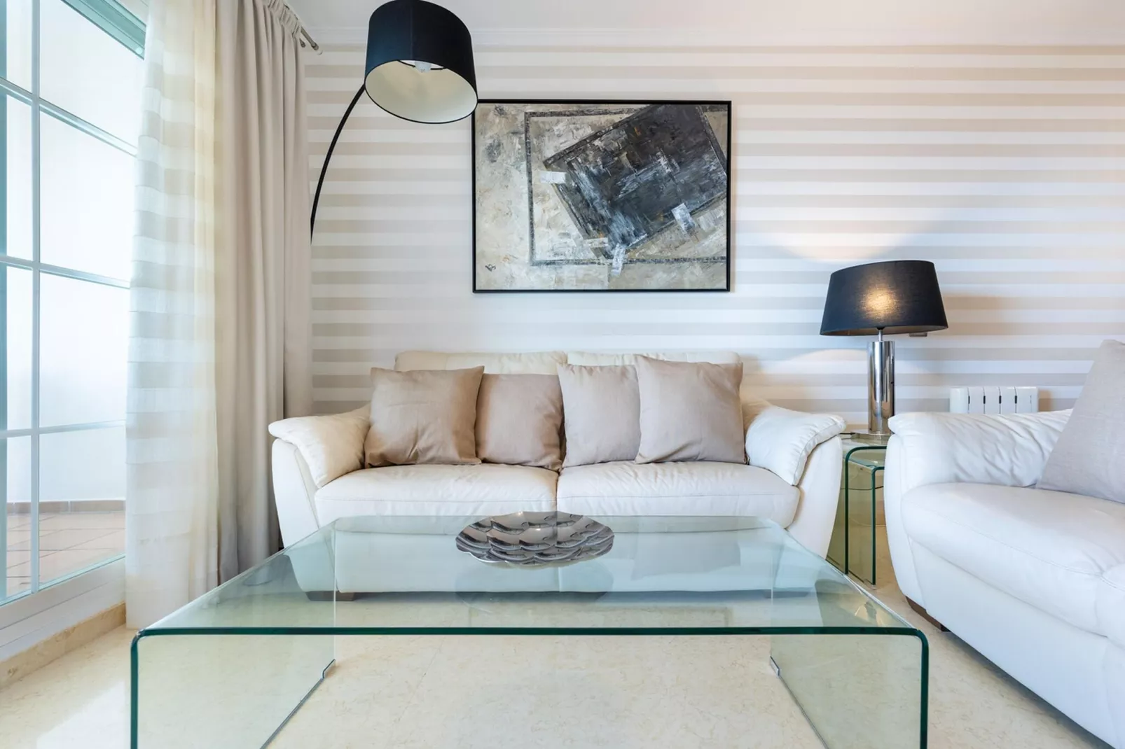 La Zenaida IV-Living room