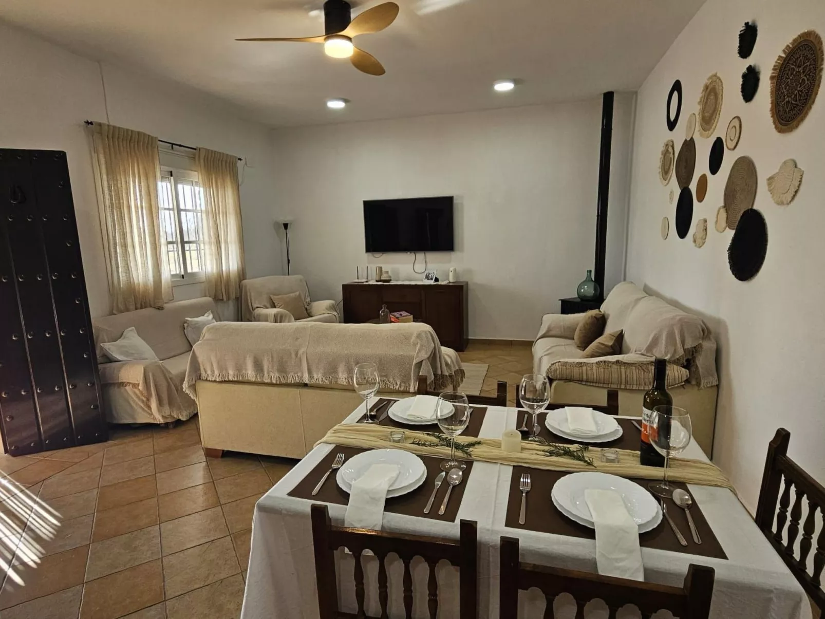 Ländliches Haus Limones-Image-tags.info