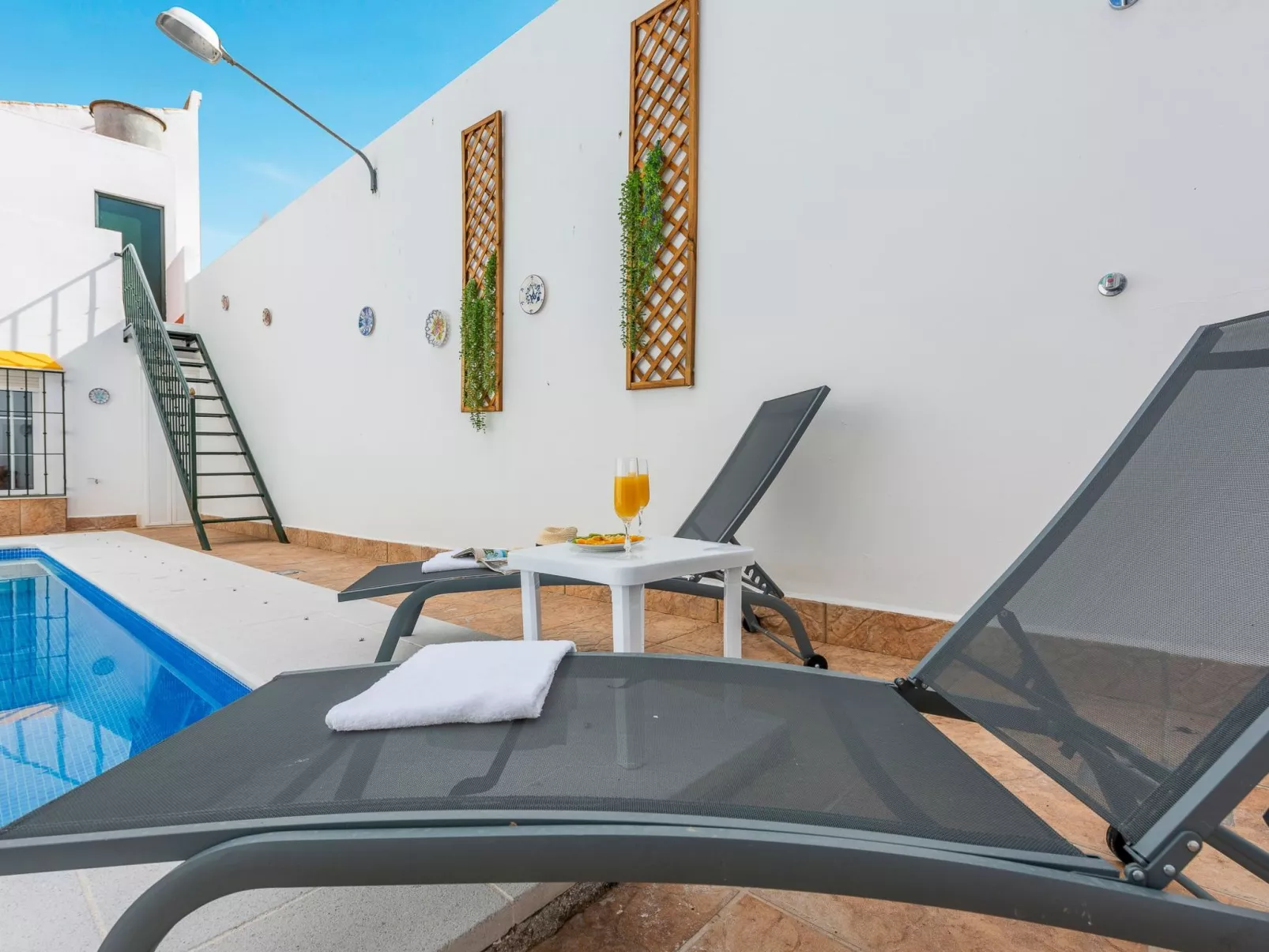 Gasthaus Berraquero-Outside