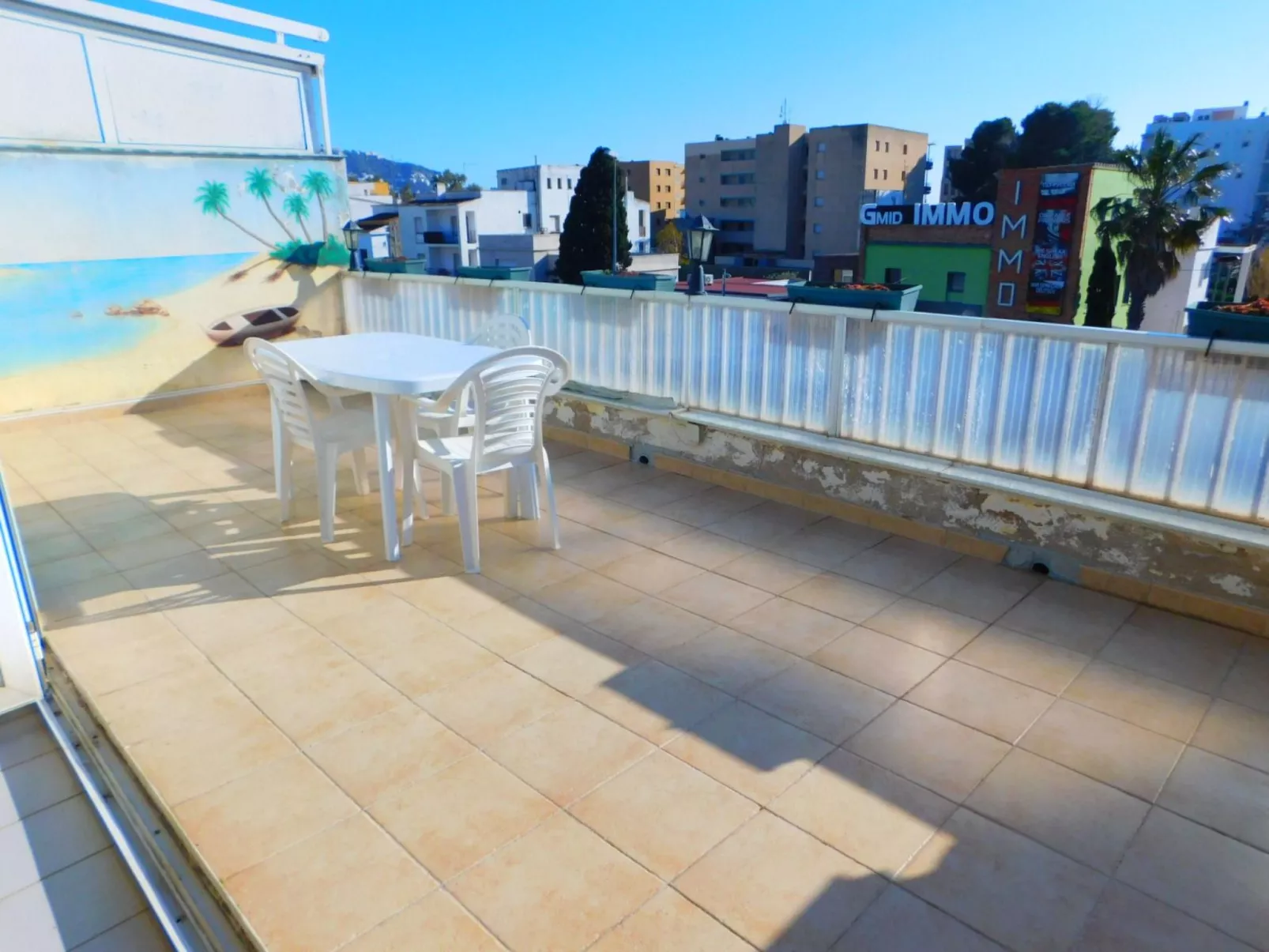 Ferienvermietung Penthouse mit schöner Terrasse 200m vom Strand Salatar, Roses-Draußen