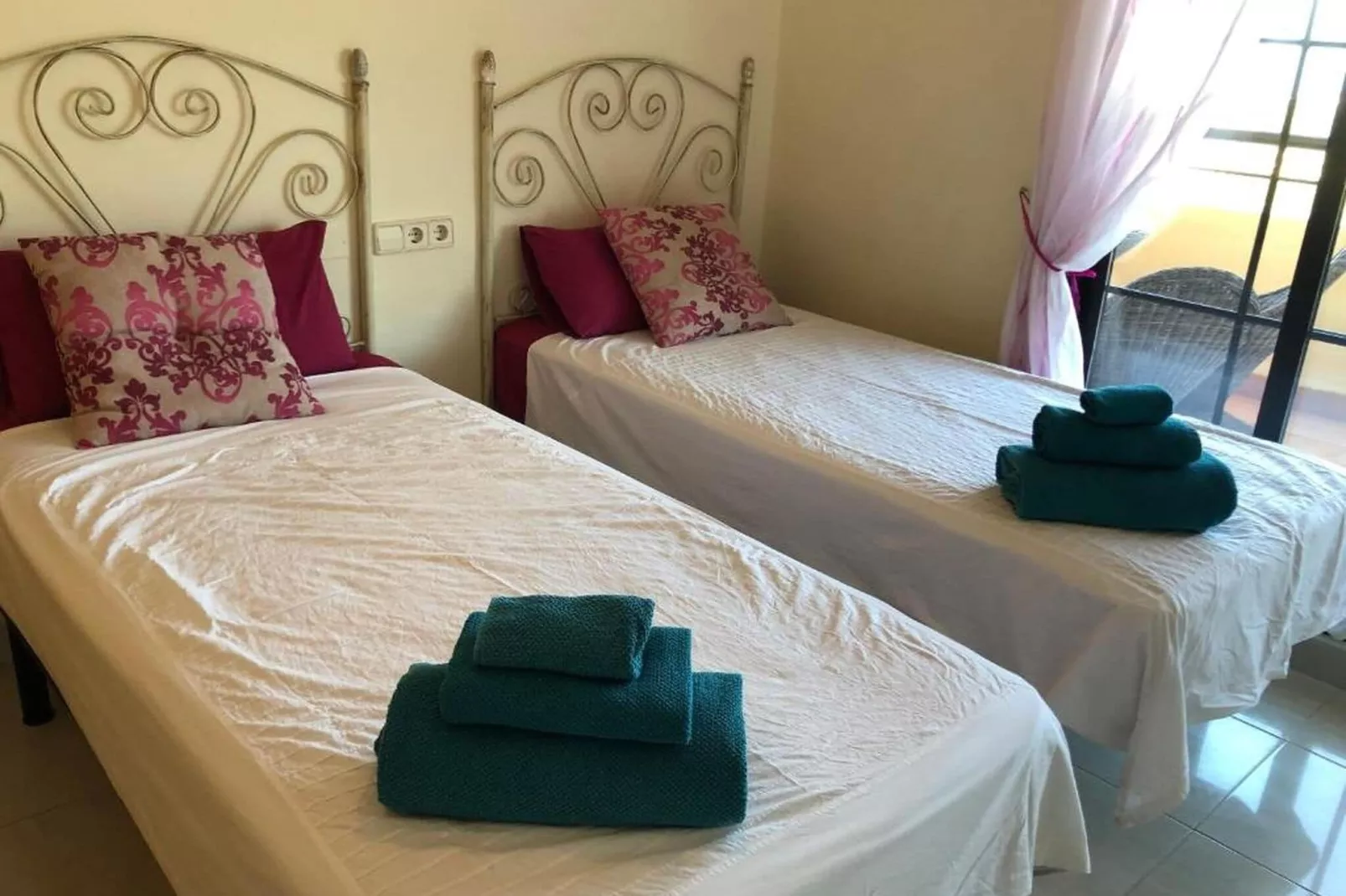 Costa Brisas Almayate-Chambre