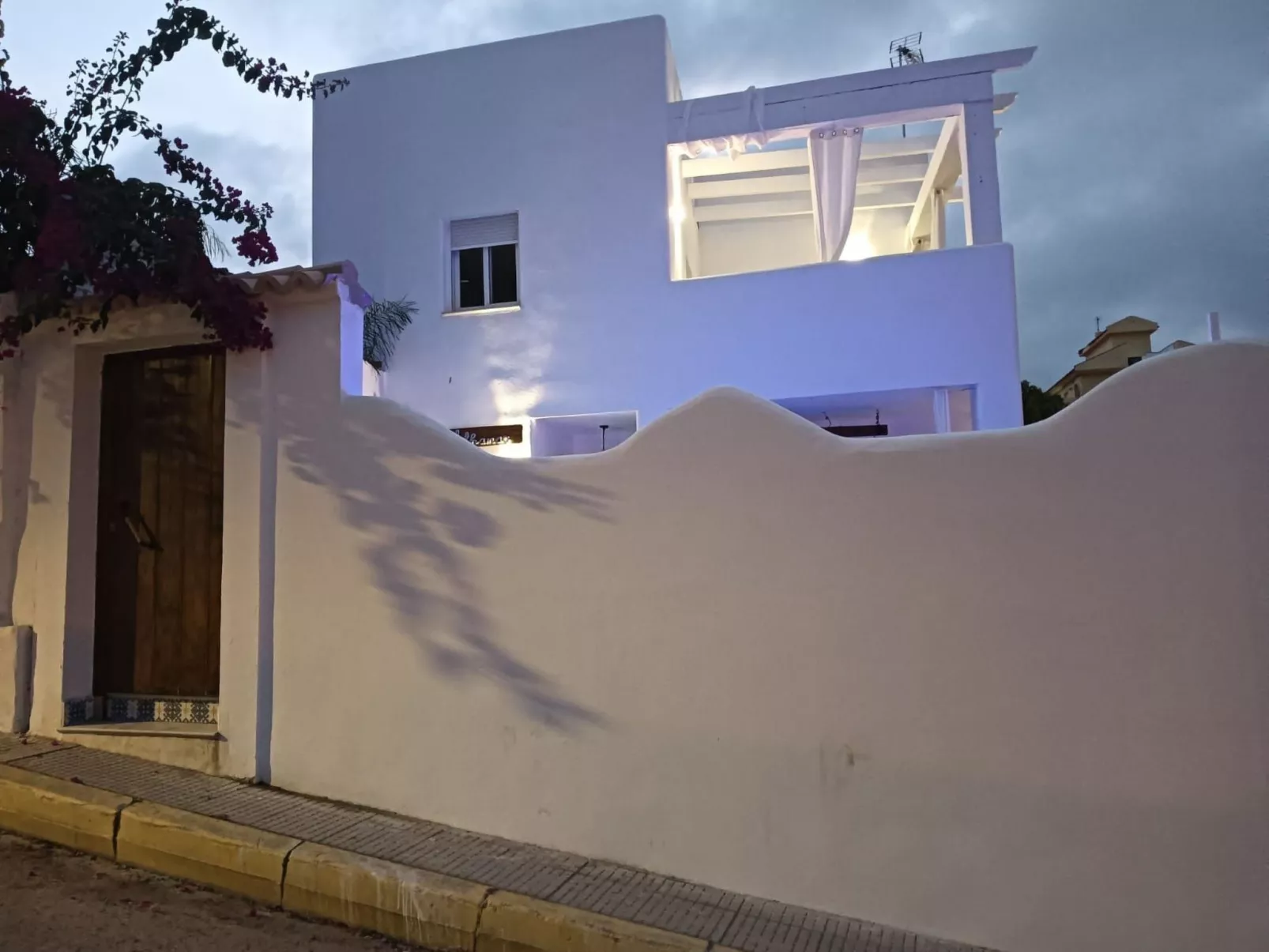 Haus Alhamar-Draußen