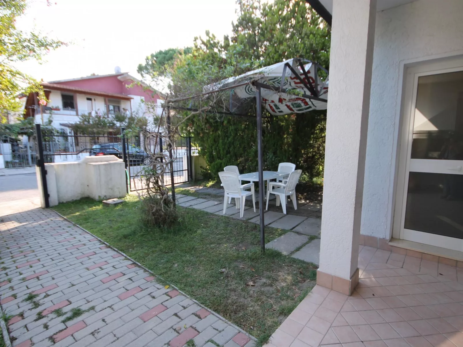 Gemütliche Hütte, Erdgeschoss, Garten und Grillplatz