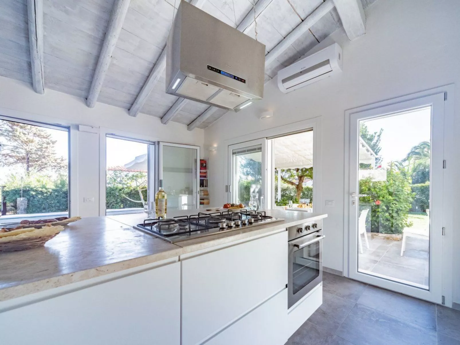 Villa "Villa Aurosa" in der Nähe des Strandes-Draußen