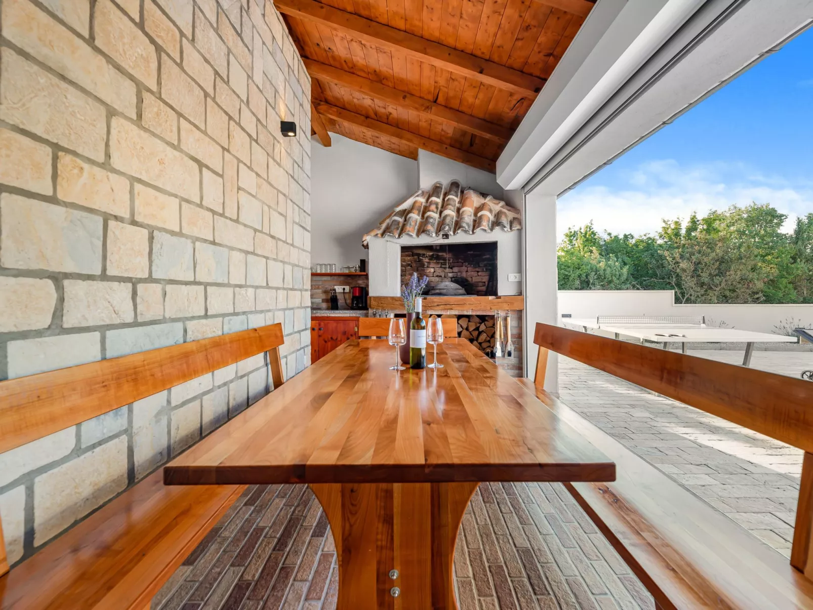 Villa Magdalena-Outside