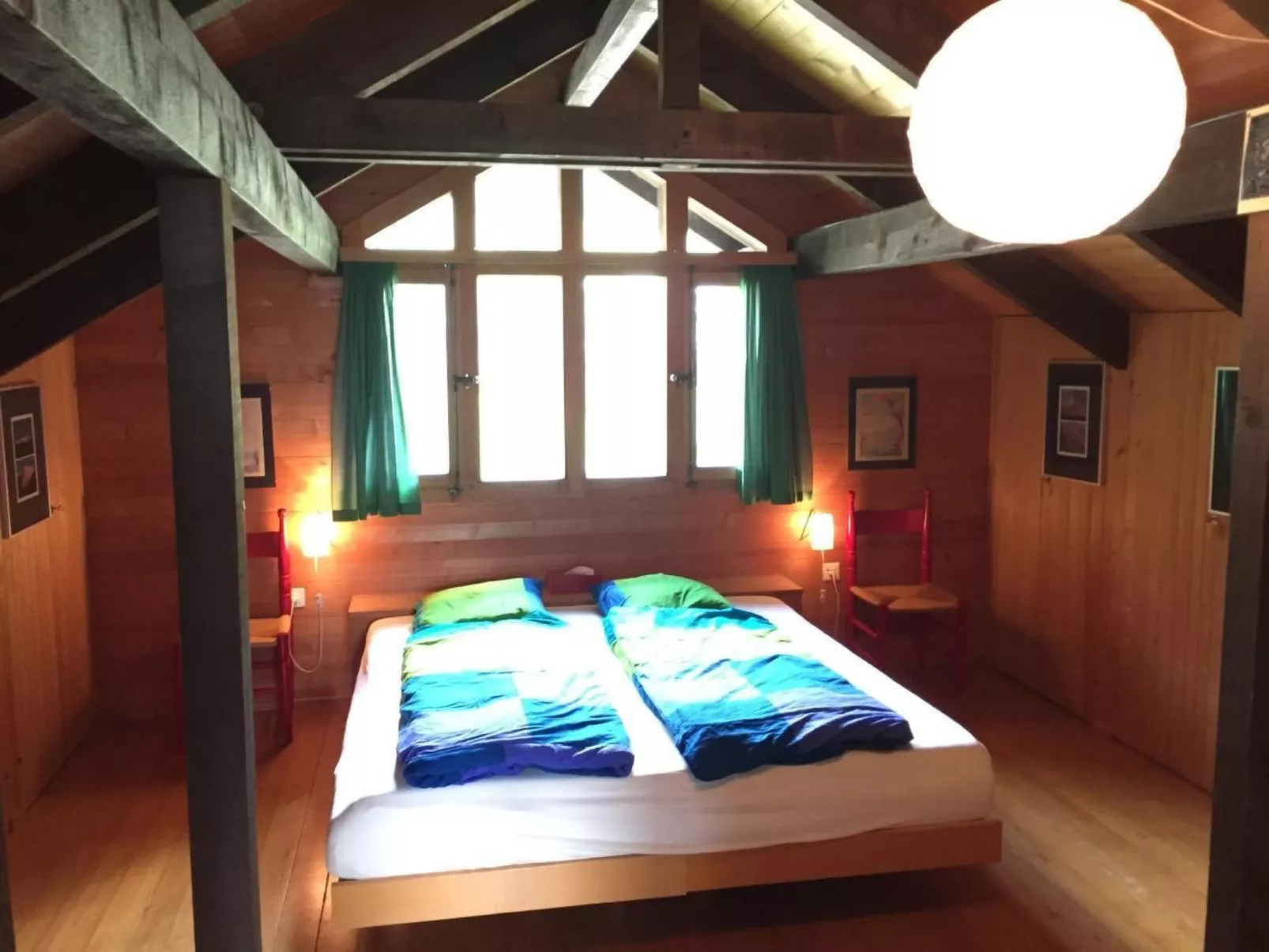 Alleinstehendes Ferienhaus-Dedans