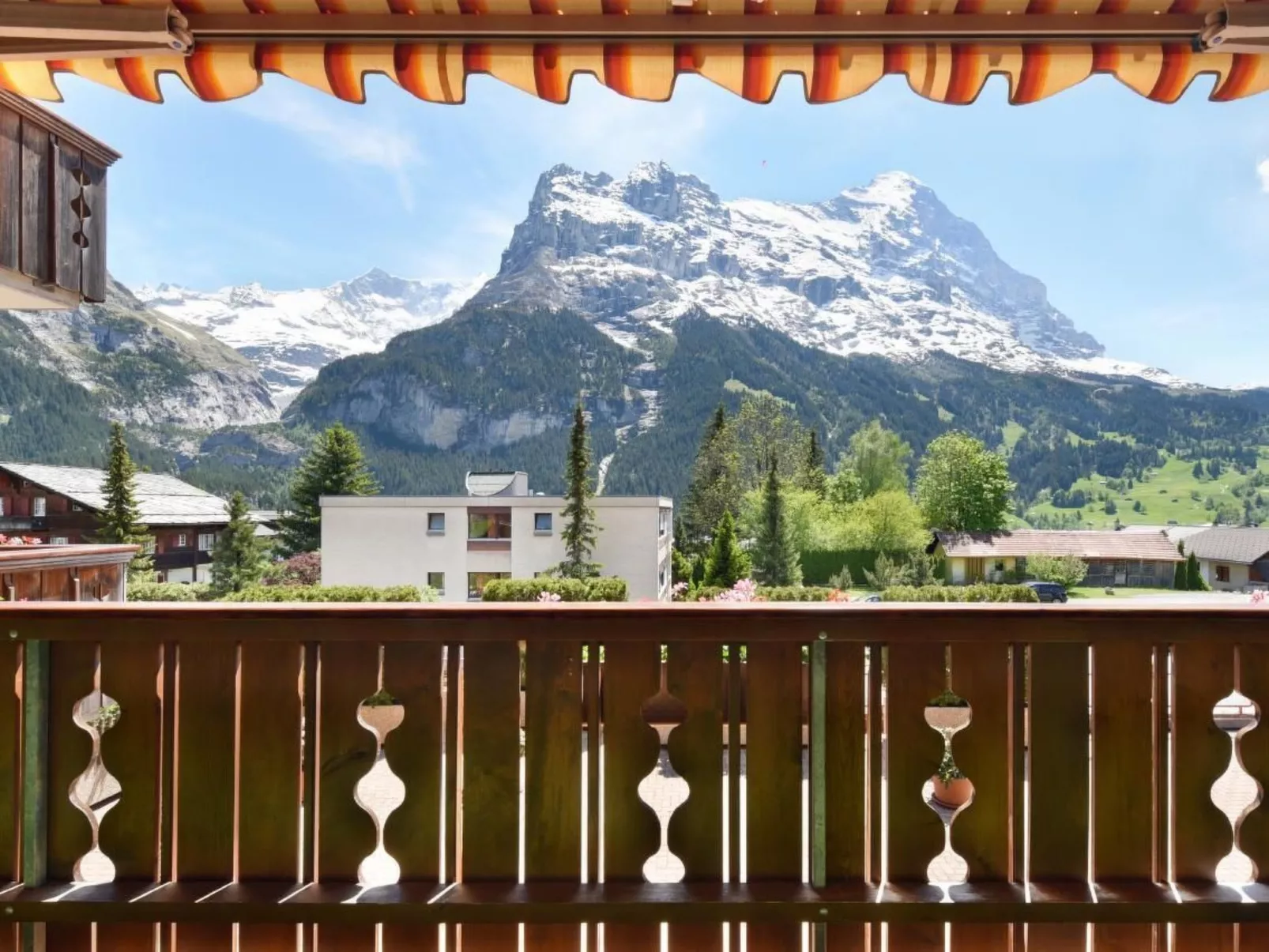 ****3-Zimmer Chalet "Eigersunna"-Dehors